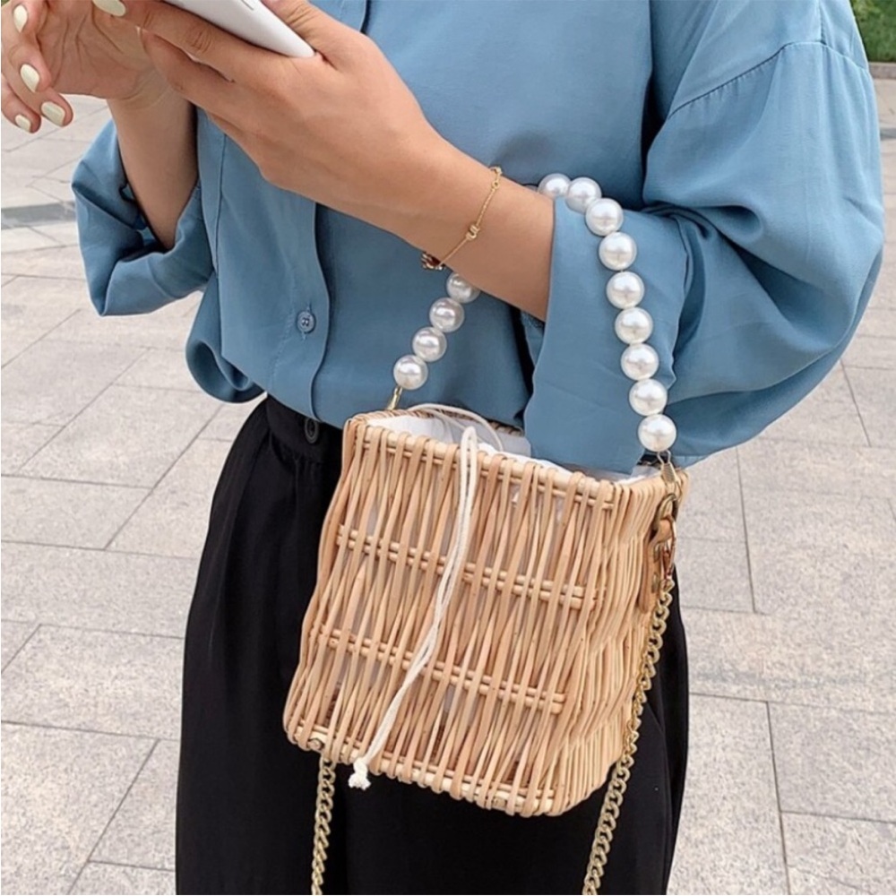 NEW 2-Way Rattan Bucket Bag | Pearl Handle Straw Crossbody Drawstring